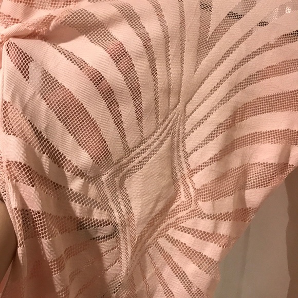 Pink bodysuit - Picture 5 of 6